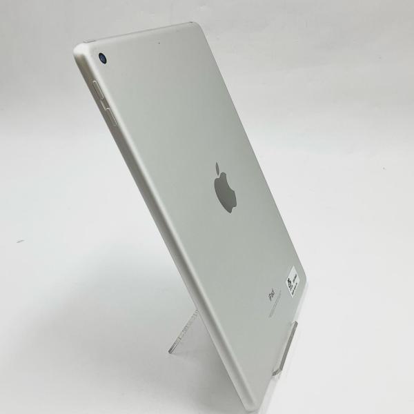 Apple Apple iPad 第5世代 128GB シルバー Wi-Fi 動作確認済 【全額 