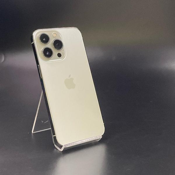 Apple 【全額返金保証】【最速発送】 iPhone 13 Pro 512GB シルバー au