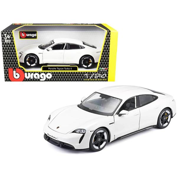 ポルシェ タイカン ターボS【美しすぎる流線型ボディを再現】ブラーゴ 1/24 ミニカー 精密モデル