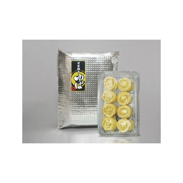 世界遺産で有名な日光の名産「日光ゆば」。日光食品では国産大豆100％使用し、日光連山の銘水で仕立て、すべて昔ながらの手づくりで作っています。煮物でいただく日光ゆばは、大豆のコクと出汁の旨味を感じられ、日光伝統の味をご堪能頂けます。※この商品...