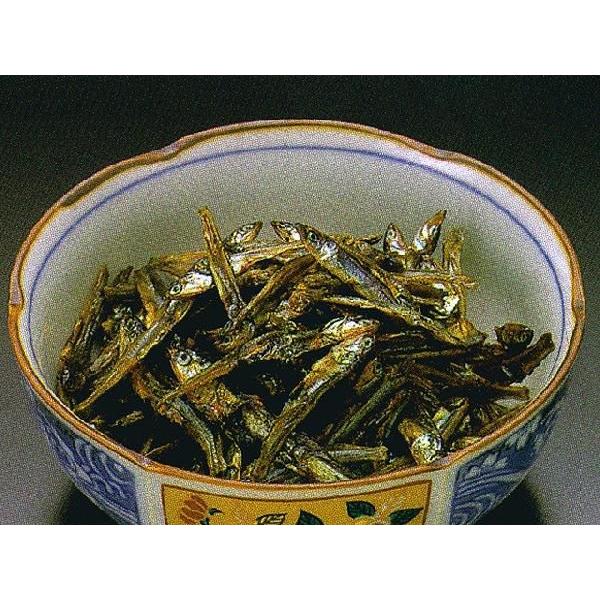 ●国産のカタクチイワシを使用しています。●鮮度の良い形のそろった片口いわしを良く焼き、水あめを使わずにさっぱりとし味に仕上げました。●乾燥した片口いわしを田植えの肥料としたことから『田造り』と呼ばれ、『五万米（ごまめ）』の文字をあてて五穀豊...