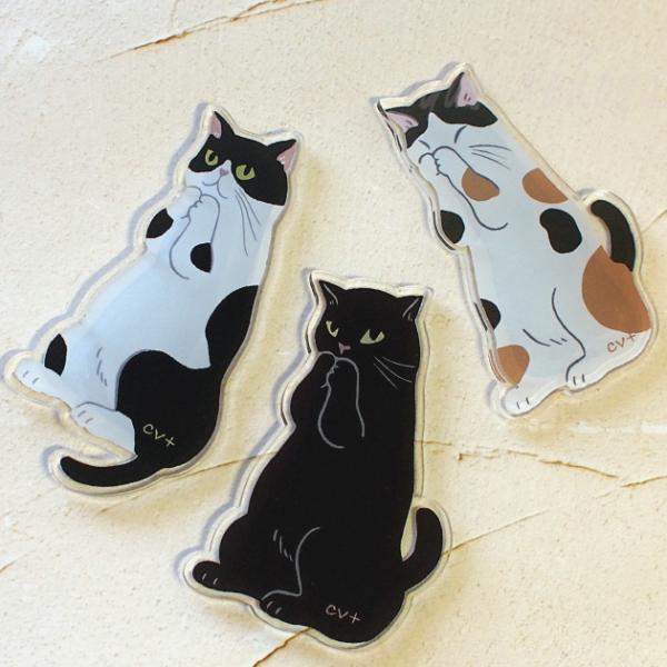 ■メーカー情報：株式会社　ノアファミリー / 日本■製造国：日本■表：アクリル■裏：マグネット■ハチ：約44×90mm■クロ：約50×77mm■ミケ：約47×76mmはちわれ猫ちゃん、黒猫ちゃん、三毛猫ちゃんが切実なお願いポーズで招福つやつ...