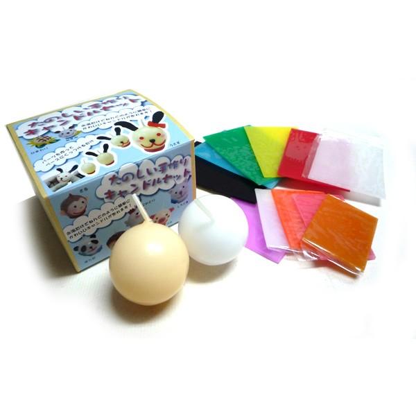 手軽にかわいいキャンドルが作れる、手作りキャンドル（ロウソク）キットです。ベースキャンドルが2個、カラーシートが10色あるので、楽しみ方がいろいろ！作り方説明書に沿ってお手本通り作ってもいいですし、もちろんそれ以外でもOK！　イマジネーショ...