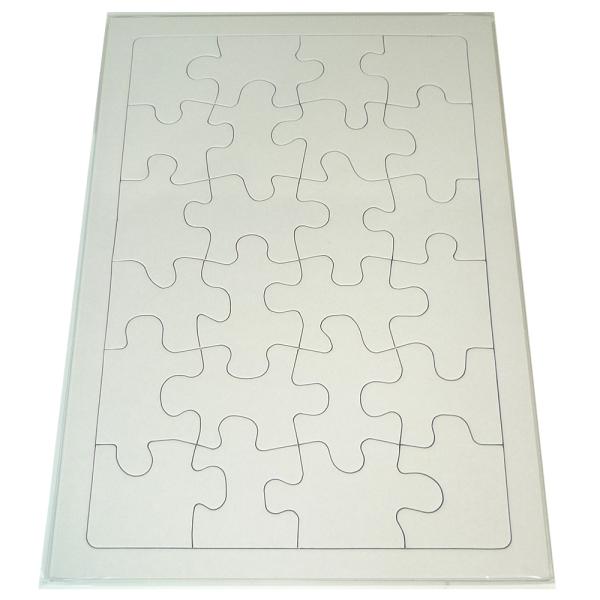 透明スリーブと展示用スタンド台紙がセットされているジグソーパズルです。　展示の際は吊下げとスタンドタイプどちらでも可能です。　透明スリーブ（カバー）でピースがバラバラになりません。　サイズ：約295×210×3mm　材質：ジグソーパズル・ス...