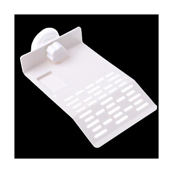 カメやイモリなどの水陸両生の生態を持つ生き物の飼育環境を作るための浮島。水槽内に設置し、カメやイモリが上陸して日光浴や甲羅干しを行うことができる場所を提供します。浮き島に上がる部分は斜めになっており、滑りにくい設計になっています。給餌に便利...