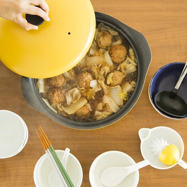 もてなし鍋 27cm Ih対応 キッチン用品 栗原はるみ ギフト包装可 マスタード 鍋 両手鍋 フッ素樹脂加工 焦げ付きにくい 結婚祝い 新築祝い 公式 ゆとりの空間 By栗原はるみ 通販 Paypayモール