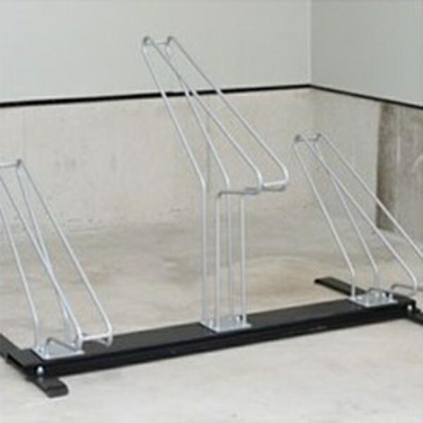 普通自転車からマウンテンバイク対応の自転車スタンド。車輪をそろえて駐輪することで、余分なスペースを取ることなく、効率よく駐輪できます。タイヤ幅58mmまで対応できます。段違い構造(高低差約260mm)で、ハンドルを上下交互に収納することで、...