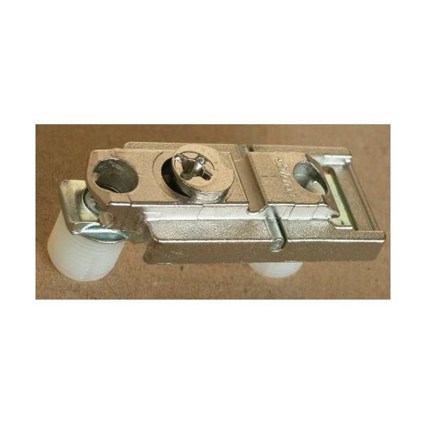 ●扉側ヒンジ（座）です。●ヒンジ1個（別売）に対し台座1個をお買い求めください。※ヒンジ（別売）・台座をまとめて交換ください。※取付方法による事故・不具合につきましては責任を負いかねます。※本部品は交換手順書のご準備はございません。【メーカ...