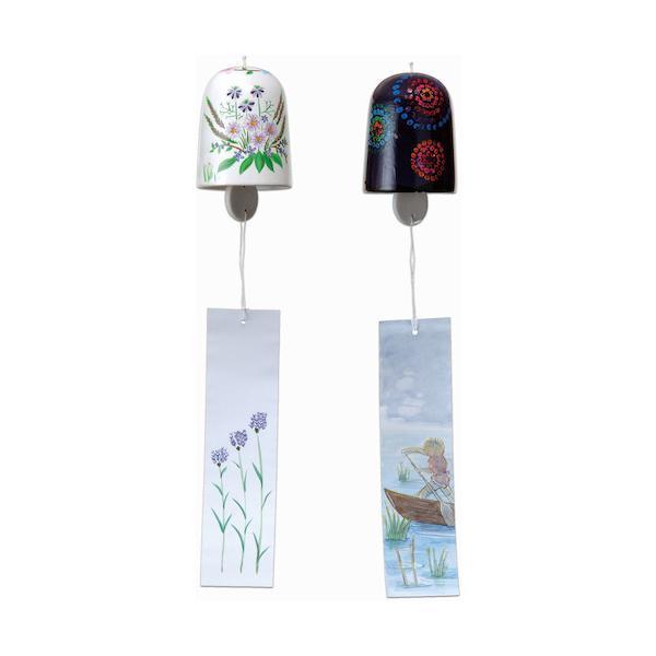 特長●彩色のできる素焼きの風鈴です。●オリジナルの風鈴をつくれます。●金属の風鈴とは違う、大変柔らかい、素朴な音が楽しめます。●使用可能画材：アクリルガッシュ、ポスターカラー、水彩絵具、油性ペン、水性ペン。●水彩絵具を使った場合は、最後にニ...