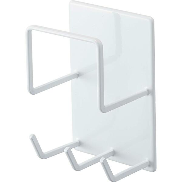 ●強力マグネットでお風呂の壁面に取り付けるだけ！●スポンジ・掃除ブラシ・スプレーボトルを一括収納！●スポンジは置くだけの簡単収納！●スプレーボトルが掛けられる奥行きの長いフック！●商品サイズ： 約8×6×12cm●商品重量： 約190g●品...