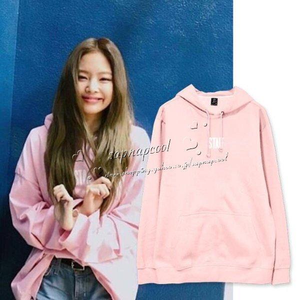 ◇2021新入荷 BLACKPINK JENNIE 韓流グッズ パーカー スウェット フード付き 春秋 男女兼用 応援服 打歌服カジュアルウェア ペアルック :kp-488307:YYYストア - 通販 - Yahoo!ショッピング ◇2021新入荷 BLACKPINK JENNIE 韓流グッズ パーカー スウェット フード付き 春秋 男女兼用 応援服 打歌服カジュアルウェア ペアルック :kp-488307:YYYストア - 通販 - Yahoo!ショッピング