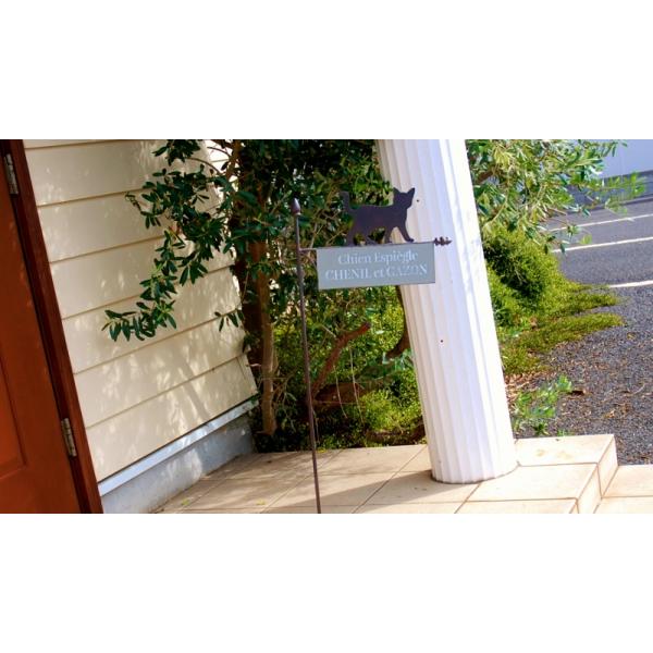 ☆今だけ送料無料（沖縄県別途要相談）※北海道・九州地方への発送は送料高額にて※1点での発送の場合280円のご負担お願いします他商品（送料無料）も購入の場合不要。予めご了承願います路地裏の猫ちゃんピック限定 ナチュラルなお庭のアクセントにレト...