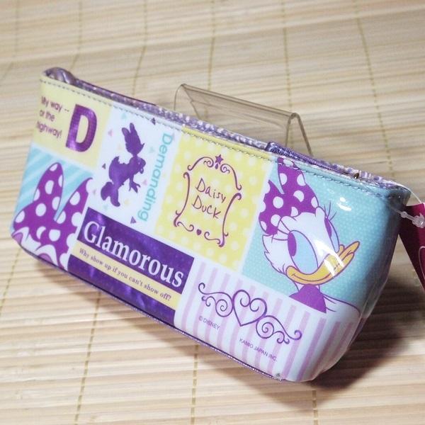 ディズニー ドナルドデイジー ペンケース グラマラス 三角型ペンポーチ 雑貨のぱんぷきん 通販 Yahoo ショッピング
