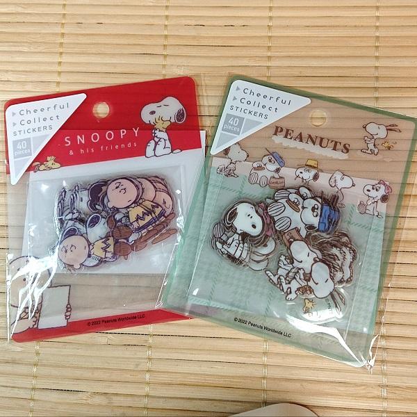 SNOOPY（スヌーピー） シール2枚 チアフルコレクトステッカー フレーク