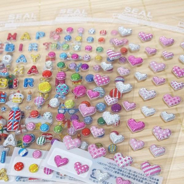 キラキラグリッター入り ぷっくり可愛いシール クリスマス文字など 5枚  