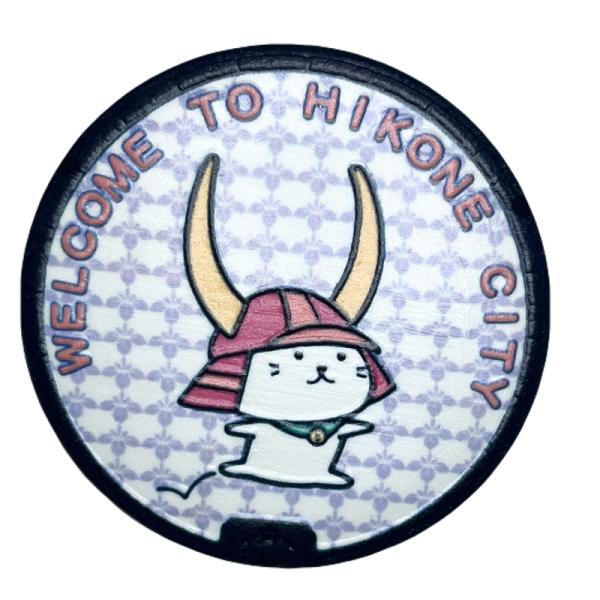 マンホールグッズ3Dクラフト缶バッチ 滋賀県彦根市ひこにゃん : ざっか