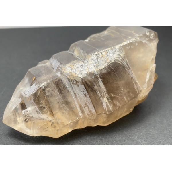 クォーツ クリスタル 原石 天然水晶 72 g天然クォーツ原石 スリランカ原産