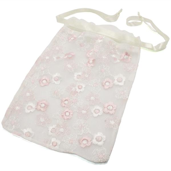 サイズ：縦25.0 横17.5(cm)細かい刺繍で描かれた花柄の模様がお洒落なデザインとなっています。巾着状になっており、両側の紐を引っ張ることで口を閉じることが出来ます。インテリアとして部屋の壁や、ドアノブにぶら下げてオシャレに使うにもオ...