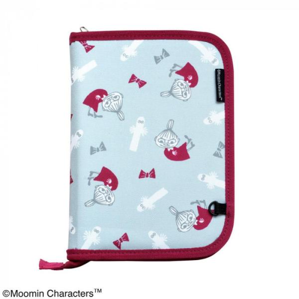 通院時に大活躍する多収納ポーチ。オープンポケットにはお薬手帳や母子(親子)手帳、ペット手帳、通帳、メモ帳などを収納する事ができ、大サイズにはペンを差す事も出来ます。 生産国:中国 素材・材質:ポリエステル 100% 商品サイズ:本体(約)W...