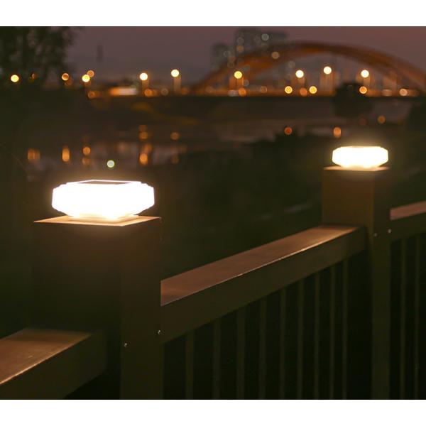 電気代0円　ソーラーライト 屋外 ガーデン ライト ソーラー 門柱灯 防水 LED 暖色系 ランプ　ガーデン 庭 玄関 アプローチ ウッドデッキ バルコニー 庭の壁 フェンス 塀 門灯 柱灯 外灯 おしゃれ 自動点灯 自動消灯 太陽光 エコ...