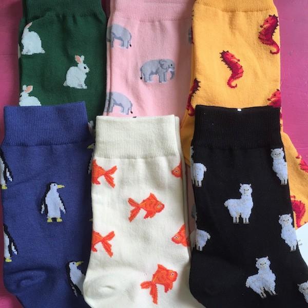 可愛い生き物柄靴下 象 タツノオトシゴ ペンギン 金魚 アルパカ レディース クルーソックス 22 25cm Ggorangnae 可愛い靴下 Tw19 3 5 エスニックzakkaya孵ヤフー店 通販 Yahoo ショッピング