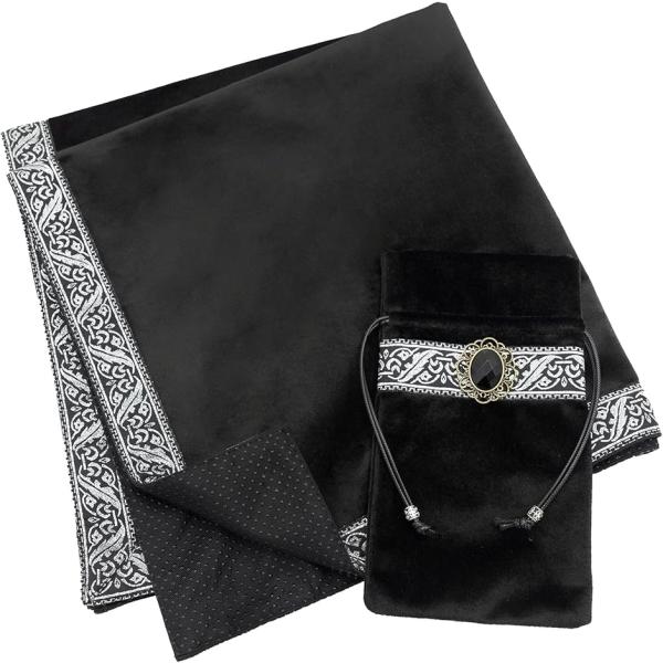 バリエーションコード : 2B44WJUVKX「デザイン」滑り止め付きの高級タロットクロス。ベルベット素材のシンプルな無地のタロットクロスなので、タロットカードを展開した際にカードのイメージを邪魔することなく、落ち着いた気持ちでタロットリー...