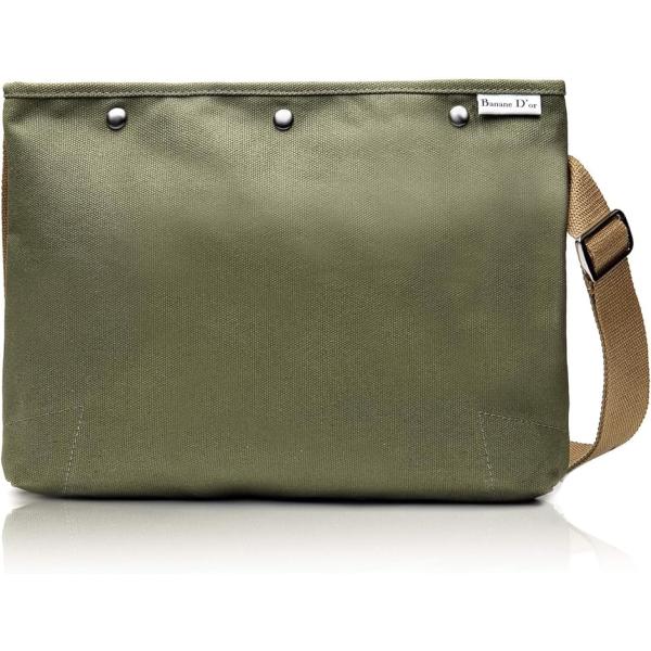 バリエーションコード : 2B8RCXTH6Q・大人気のお散歩サコッシュがバージョンアップ。v金具を変更して肩紐が伸びにくくなりました。v肩紐を従来品よりしっかりした生地に変更し強度UP・取り出し口がマグネット仕様で片手がリードでふさがって...