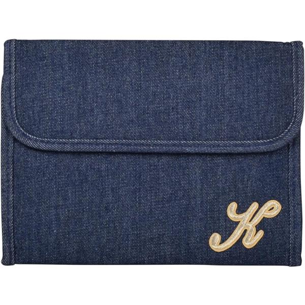 バリエーションコード : 2B65C4WDYI・デニム地にイニシャルがついた 母子手帳 マルチケース です。インディゴ、ストライプに２タイプよりご選択できます。・じゃばら式なので開けやすく、中身もがばっと引き出せるので収納も便利です。カード...
