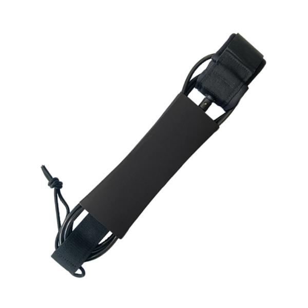 バリエーションコード : 2B9DO2X8FO「安全性を高めるサーフィン必須アイテム」 リーシュコードは、サーフィン中の安全を守るための重要な装備です。ボードが波に流されるのを防ぎ、サーファーがすぐにボードに戻れるため、転倒時の危険を軽減し...