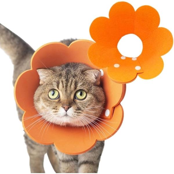 バリエーションコード : 2B9HH9OU0F「進化した機能性とデザイン」独自の花柄デザインでペットを美しく魅せるエリザベスカラーは、軽量で柔軟性に富んだEVAクッション素材を使用し、長時間の着用でもペットにストレスを与えません。活発な動き...