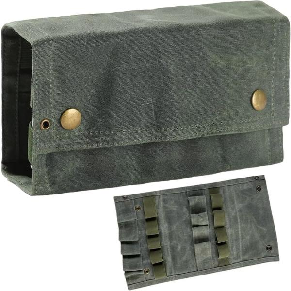 バリエーションコード : 2B9SWPH2T3キャンプ用の調味料ボトルを9本入れられる収納ケースです。防水性の高い帆布生地を使用しています。持ち運びやすいコンパクトサイズなので、キャンプ・釣り・車中泊など幅広いシーンで使えます。丈夫な布製な...