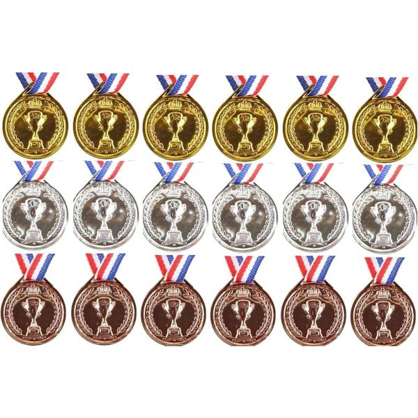 「金・銀・銅メダル大量セット」金メダル・銀メダル・銅メダルの各６こずつの合計１８個セットです。スポーツ大会、イベント、運動会などの様々な表彰式で活躍するメダルです。メダルは光沢ある仕上がりで輝きがございます。各種イベントにまとめて欲しい方に...