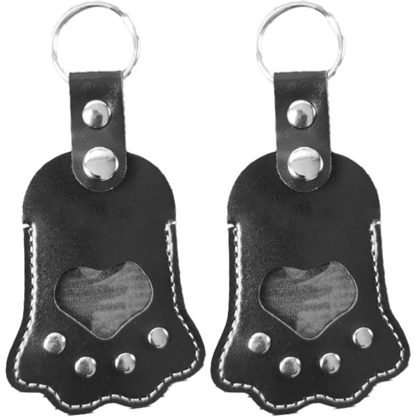 バリエーションコード : 2B9WRPFHFGこれからもずっとそばに。最愛のペットの遺毛を納めて携帯できる肉球型キーホルダー２個セットです。バッグや鍵につけて、いつでも愛犬を身近に感じたい方に。カラーはブラウン、カーキ、レッド、ブラックから...