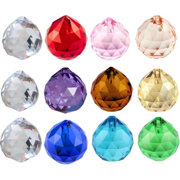 バリエーションコード : 2B9S0XKGLU「美しい光の演出」East Leafのクリスタルボールは美しい光を反射し、サンキャッチャーの魅力を高めます。日差しや室内照明の中で、独自の輝きを創り出します。「多彩なカラーセット」 East L...