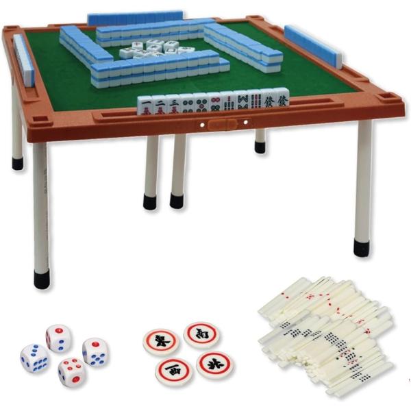 ・折りたたみ式の点棒・サイコロ・方位牌がフルセットになった本格的なマージャンセットです。通常のマージャン牌より小さいサイズの為、折り畳んでの移動もラクラク。自宅に限らず外出先でもマージャンを楽しんでいただけます。「本格的に遊べる」麻雀に必要...