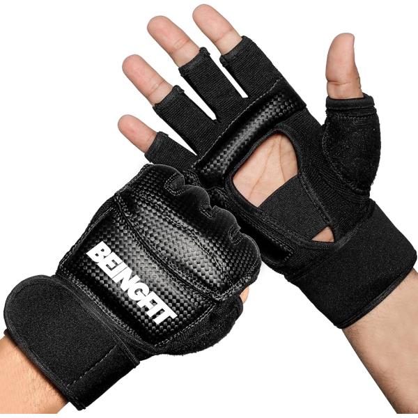 バリエーションコード : 2BJH8OY2KJ「高品質」オープンフィンガーグローブは、最高品質の材料を使用して作られており、耐久性と快適さを兼ね備えています。これにより、長時間のトレーニングでも手が疲れにくくなります。「総合格闘技専用」オー...