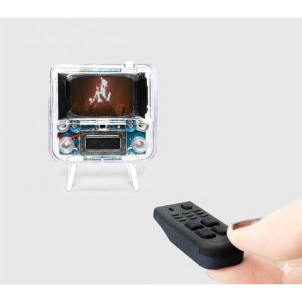 バリエーションコード : 2BJOYXKLNU「TinyCircuits TinyTV 2 ポータブルレトロミニテレビ（クリア）」手のひらサイズの小さなテレビが、あなたの思い出と遊び心を蘇らせます。TinyCircuits社が生み出した「T...