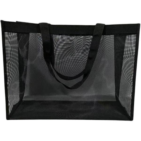 バリエーションコード : 2BU6TKSW50「大容量収納」大容量18L設計で、ジムや旅行でも必要なアイテムをしっかり持ち運べます。「通気性抜群」通気性の高いメッシュ素材が、濡れた水着やタオルの蒸れを防いで快適。「中身が飛び出さない」ジップ...