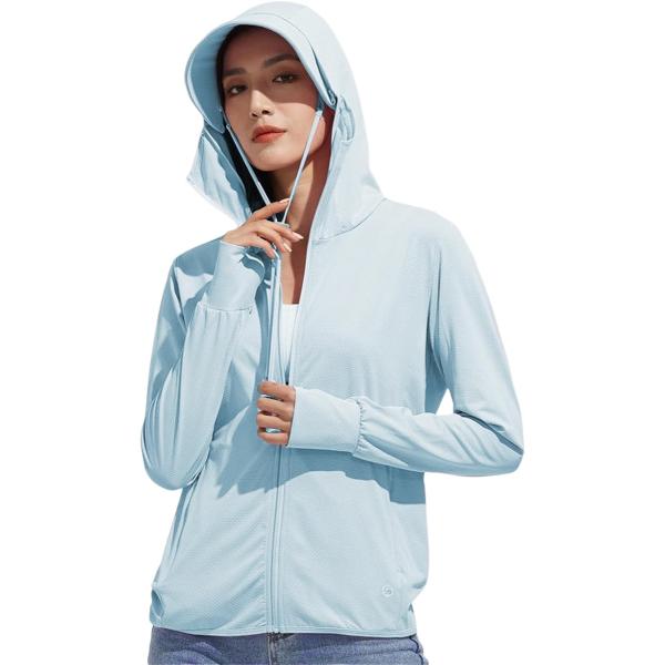 バリエーションコード : 2BU9IQ8CTI軽量で手軽に着用できる、日差し対策に便利なパーカー風ラッシュガードが登場。ツバが取り外せるので、ライトアウターとしても扱えます。夏の日差しから肌を守るUVカット機能も備えており、抜群の機能性を備...