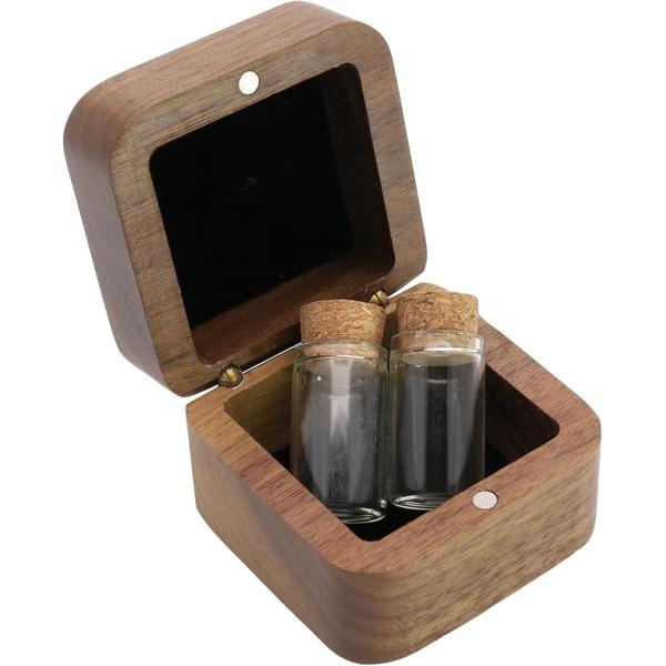 バリエーションコード : 2BUHIGF364「ペットとの大切な思い出を」楽しい思い出をたくさんくれたペットたちの遺骨、遺毛、乳歯、爪などを保管するメモリアルボックスです。コンパクトサイズで場所を選ばず保管することが可能です。「天然木の温か...