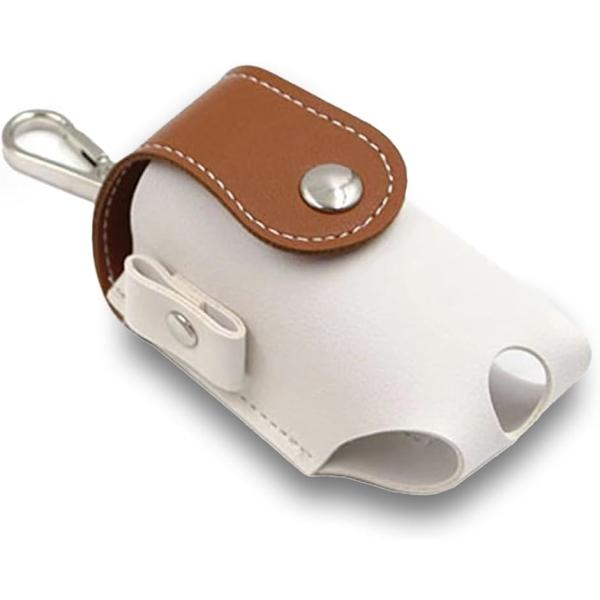 バリエーションコード : 2BUID4DI2D「ゴルフボールの携帯用ケース」ゴルフボールを2個まで収納できる、コンパクトな携帯ケース。カラビナ付きでバッグやベルトに簡単装着。ラウンド中の持ち運びに最適です。「色で選べる楽しさ」ピンク、ネイビ...