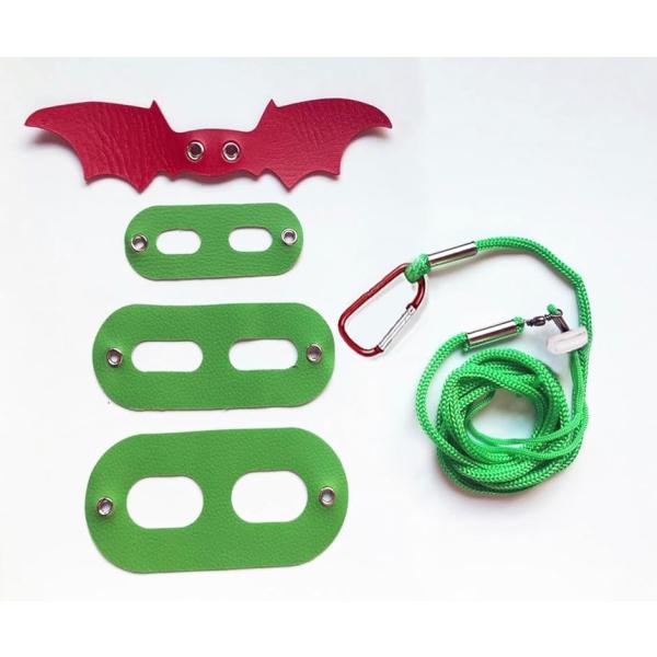 クリスマスの主役は、うちの子で決まり。 トカゲや小動物向けの、クリスマス限定コスプレセットです。マントデザインがユニークで、SNS映えもバッチリ。おしゃれな赤xグリーンの配色で、見た目にも楽しいアクセントになります。本体は軽量＆柔らかなフェ...