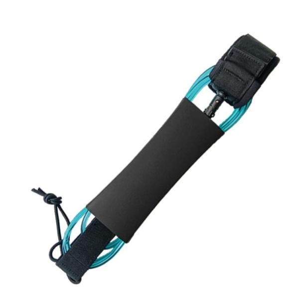 バリエーションコード : 2BUW1U9PXO「安全性を高めるサーフィン必須アイテム」 リーシュコードは、サーフィン中の安全を守るための重要な装備です。ボードが波に流されるのを防ぎ、サーファーがすぐにボードに戻れるため、転倒時の危険を軽減し...