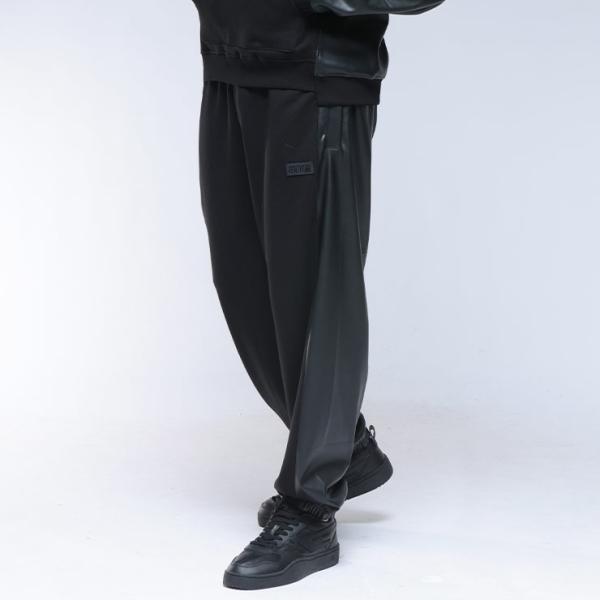 VERSACE JEANS COUTURE ヴェルサーチェ ジーンズ クチュール