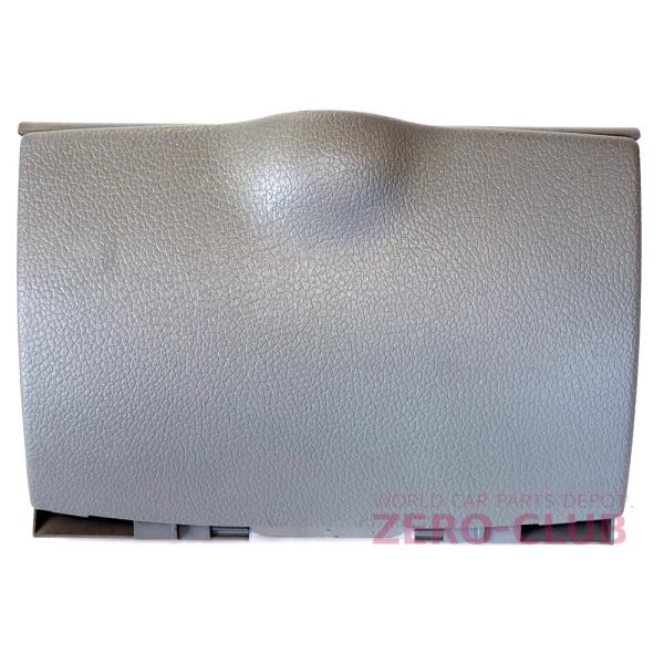 ルノー カングー1 KCK4M用/純正 灰皿 7701207244』【1852-59057