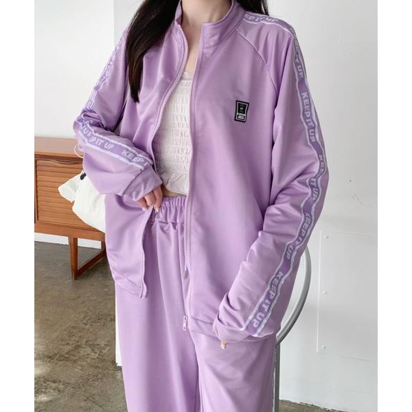 『セール実施中』参考価格：6，900円発売時期：2024年01月コンディション：B（目立つ使用感なし）使用感が少ない、または気にならないアイテムすそ周り：毛玉、ひきつれ参考商品名：【お気に入り数2万人突破!】【セットアップ】ラインロゴ スウ...