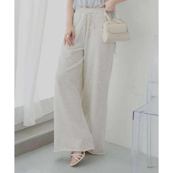 参考価格：7，480円発売時期：2025年04月コンディション：A（使用感なし）数回使用した程度で使用感が感じられないアイテム参考商品名：ルーズワイドスウェットパンツ参考品番：CHZ1051502A0002【商品に関する注意事項】・こちらの...