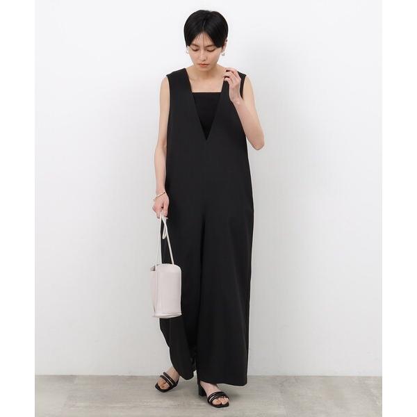 『セール実施中』参考価格：8，250円発売時期：2024年05月コンディション：B（目立つ使用感なし）使用感が少ない、または気にならないアイテム前身頃・後身頃：汚れ参考商品名：◆リネンライクVネックオールインワン【ストレッチ/イージーケア/...