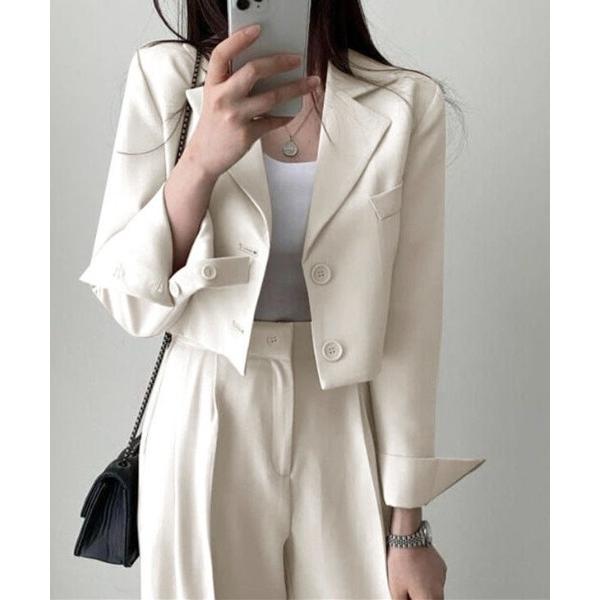 参考価格：6，908円発売時期：2023年09月コンディション：B（目立つ使用感なし）使用感が少ない、または気にならないアイテム前身頃：汚れ付属品：タグ参考商品名：ショートジャケットセットアップパンツスーツ参考品番：L42322002【商品...