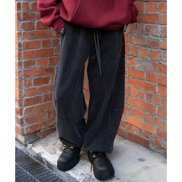 ZOZO問い合わせ番号:101415531ショップ:WEGO，ウィゴーブランド:WEGO，ウィゴー商品名:WEGO/【26年春夏新作】カーブデザインスウェットパンツカテゴリ:パンツ>スウェットパンツブランド品番:WE26SS12-L0...